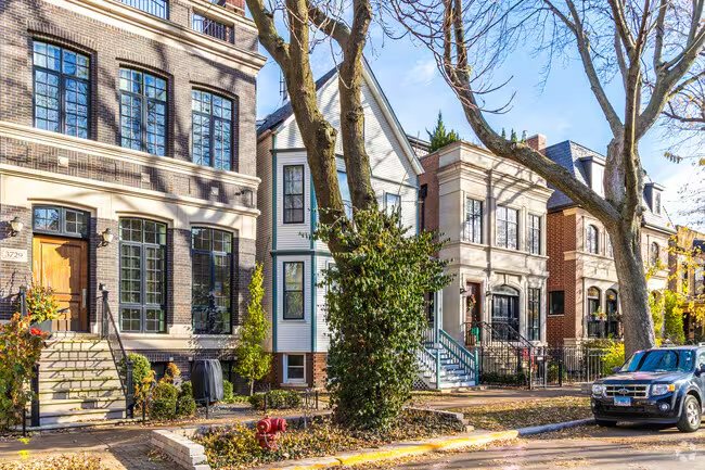 A tree-lined Chicago residential street in autumn